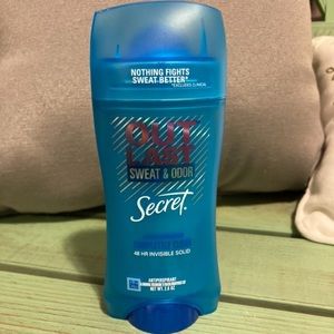 Secret Outlast Completely Clean Antiperspirant